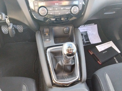 Nissan Qashqai DIG-T 140 N-Style 103 kW (140 CV) 12 Nissan Qashqai DIG-T 140 N-Style 103 kW (140 CV) 12