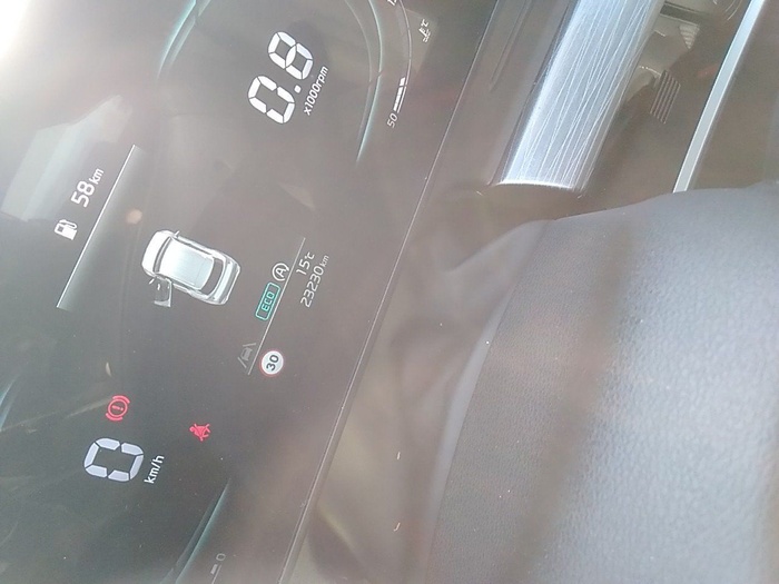 Kia Sportage 1.6 CRDi MHEV Drive 4x2 100 kW (136 CV) Vehículo usado en Madrid Kia Sportage 1.6 CRDi MHEV Drive 4x2 100 kW (136 CV) Vehículo usado en Madrid