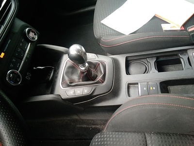 Ford Focus 1.0 Ecoboost MHEV ST-Line 92 kW (125 CV) 11 Ford Focus 1.0 Ecoboost MHEV ST-Line 92 kW (125 CV) 11