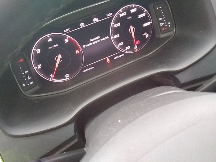 SEAT Ateca 1.6 TDI S&S Ecomotive Style Edition Nav 85 kW (115 CV) Vehículo usado en Madrid SEAT Ateca 1.6 TDI S&S Ecomotive Style Edition Nav 85 kW (115 CV) Vehículo usado en Madrid