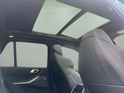 BMW M X5 M 441 kW (600 CV) 9 BMW M X5 M 441 kW (600 CV) 9