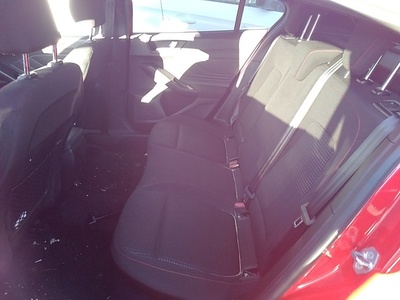 Ford Focus 1.0 Ecoboost MHEV ST-Line 92 kW (125 CV) 9 Ford Focus 1.0 Ecoboost MHEV ST-Line 92 kW (125 CV) 9