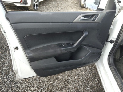 Volkswagen Polo Advance 1.0 TSI 70 kW (95 CV) 11 Volkswagen Polo Advance 1.0 TSI 70 kW (95 CV) 11