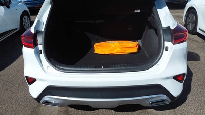 Kia XCeed 1.5 MHEV Emotion DCT 118 kW (160 CV) 8 Kia XCeed 1.5 MHEV Emotion DCT 118 kW (160 CV) 8