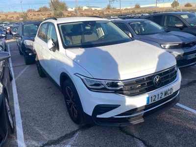 Volkswagen Tiguan Life 1.4 TSI eHybrid 180 kW (245 CV) DSG 4 Volkswagen Tiguan Life 1.4 TSI eHybrid 180 kW (245 CV) DSG 4