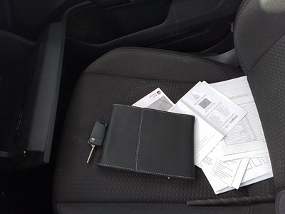 Volkswagen Polo Advance 1.0 TSI 70 kW (95 CV) 12 Volkswagen Polo Advance 1.0 TSI 70 kW (95 CV) 12