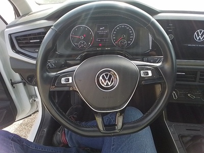 Volkswagen Polo Advance 1.0 TSI 70 kW (95 CV) 15 Volkswagen Polo Advance 1.0 TSI 70 kW (95 CV) 15