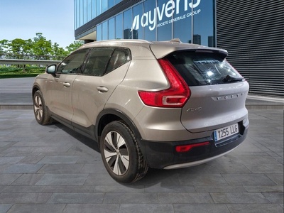 Volvo XC40 D3 Momentum Pro Auto 110 kW (150 CV) 6 Volvo XC40 D3 Momentum Pro Auto 110 kW (150 CV) 6