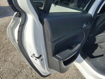 Peugeot 308 BlueHDi 130 S&S Style 96 kW (130 CV) 10 Peugeot 308 BlueHDi 130 S&S Style 96 kW (130 CV) 10