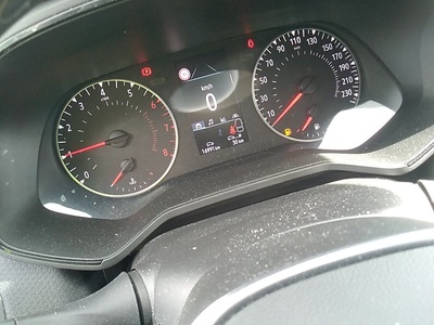 Renault Clio Intens TCe 66 kW (90 CV) 8 Renault Clio Intens TCe 66 kW (90 CV) 8