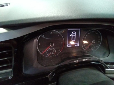 Volkswagen Polo Advance 1.6 TDI 70 kW (95 CV) 8 Volkswagen Polo Advance 1.6 TDI 70 kW (95 CV) 8