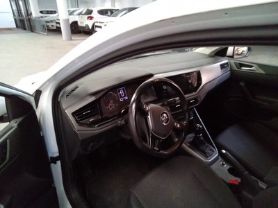 Volkswagen Polo Advance 1.6 TDI 70 kW (95 CV) 7 Volkswagen Polo Advance 1.6 TDI 70 kW (95 CV) 7