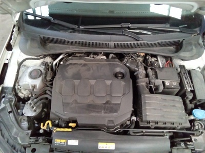 Volkswagen Polo Advance 1.6 TDI 70 kW (95 CV) 10 Volkswagen Polo Advance 1.6 TDI 70 kW (95 CV) 10