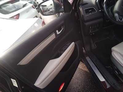 Renault Koleos Initiale Paris Blue 4x4 dCi 135 kW (184 CV) X-Tronic 14 Renault Koleos Initiale Paris Blue 4x4 dCi 135 kW (184 CV) X-Tronic 14