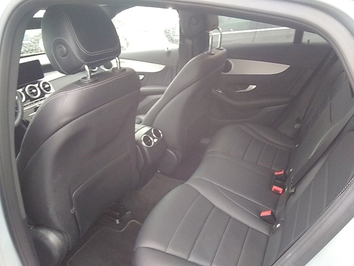 Mercedes-Benz GLC Coupé 220 d 4Matic 143 kW (194 CV) Vehículo usado en Madrid Mercedes-Benz GLC Coupé 220 d 4Matic 143 kW (194 CV) Vehículo usado en Madrid