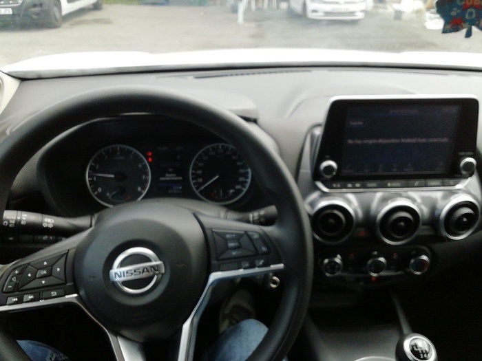 Nissan Juke DIG-T Acenta 84 kW (114 CV) Vehículo usado en Madrid Nissan Juke DIG-T Acenta 84 kW (114 CV) Vehículo usado en Madrid