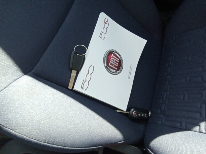 Fiat 500 1.0 Hybrid Cult 51 kW (70 CV) Vehículo usado en Madrid Fiat 500 1.0 Hybrid Cult 51 kW (70 CV) Vehículo usado en Madrid