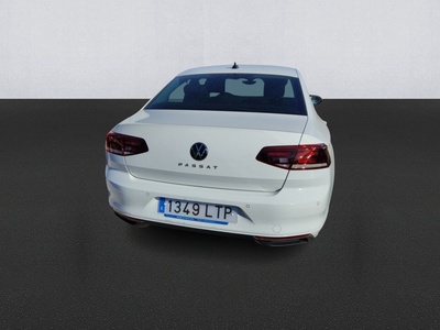 Volkswagen Passat Executive 2.0 TDI 110 kW (150 CV) DSG 5 Volkswagen Passat Executive 2.0 TDI 110 kW (150 CV) DSG 5