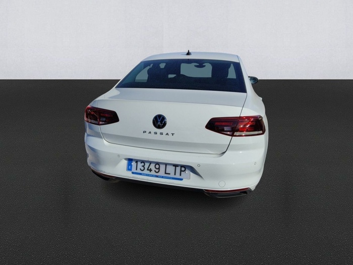 Volkswagen Passat Executive 2.0 TDI 110 kW (150 CV) DSG Vehículo usado en Madrid Volkswagen Passat Executive 2.0 TDI 110 kW (150 CV) DSG Vehículo usado en Madrid