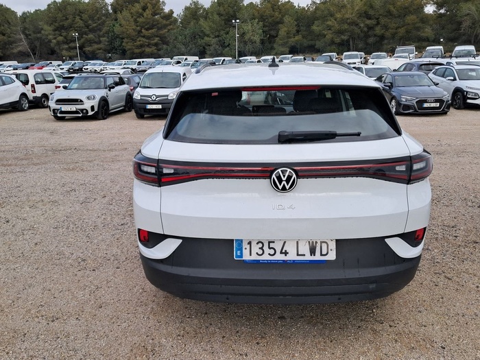 Volkswagen ID.4 Pure Automático 109 kW (148 CV) Vehículo usado en Madrid Volkswagen ID.4 Pure Automático 109 kW (148 CV) Vehículo usado en Madrid