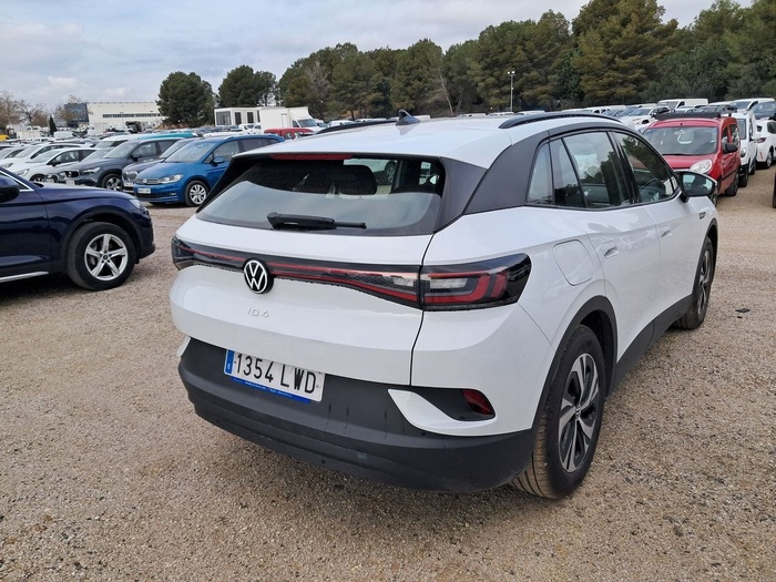 Volkswagen ID.4 Pure Automático 109 kW (148 CV) Vehículo usado en Madrid Volkswagen ID.4 Pure Automático 109 kW (148 CV) Vehículo usado en Madrid