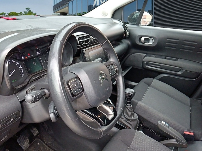 Citroen C3 Aircross BlueHDi 110 S&S Feel 81 kW (110 CV) Vehículo usado en Madrid Citroen C3 Aircross BlueHDi 110 S&S Feel 81 kW (110 CV) Vehículo usado en Madrid