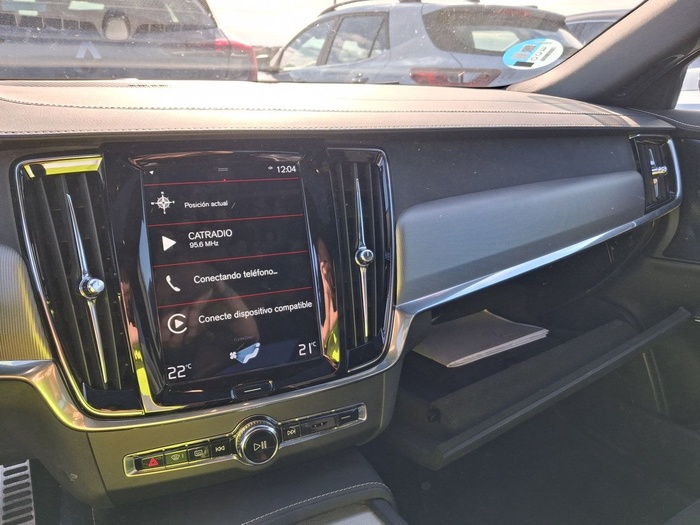 Volvo S90 B4 G R-Design Auto 145 kW (197 CV) Vehículo usado en Madrid Volvo S90 B4 G R-Design Auto 145 kW (197 CV) Vehículo usado en Madrid