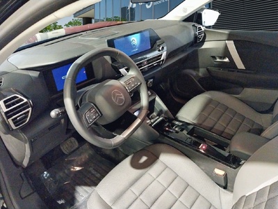 Citroen C4 Hybrid 136 Plus e-DCS6 100 kW (136 CV) 7 Citroen C4 Hybrid 136 Plus e-DCS6 100 kW (136 CV) 7