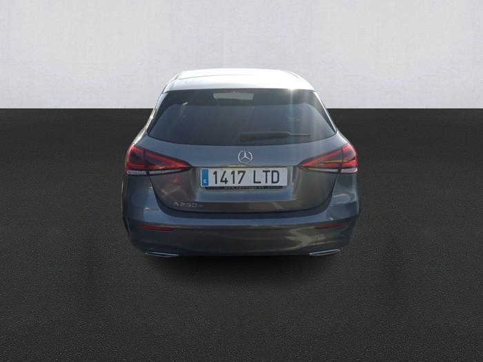 Mercedes-Benz Clase A 250 e 160 kW (218 CV) Vehículo usado en Madrid Mercedes-Benz Clase A 250 e 160 kW (218 CV) Vehículo usado en Madrid