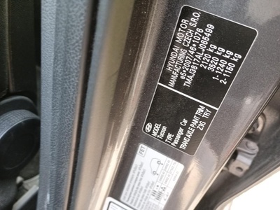 Hyundai Tucson 1.6 CRDI SLE 4x2 85 kW (116 CV) 10 Hyundai Tucson 1.6 CRDI SLE 4x2 85 kW (116 CV) 10