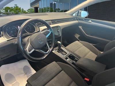 Volkswagen Passat Executive 2.0 TDI 110 kW (150 CV) DSG 7 Volkswagen Passat Executive 2.0 TDI 110 kW (150 CV) DSG 7