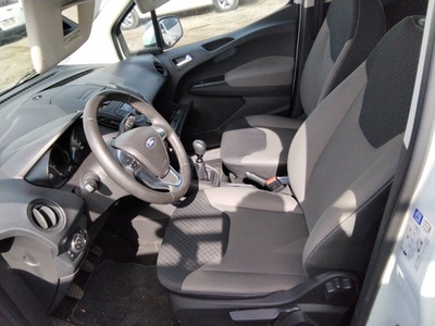 Ford Transit Courier Kombi 1.5 TDCi Trend 56 kW (75 CV) 10 Ford Transit Courier Kombi 1.5 TDCi Trend 56 kW (75 CV) 10