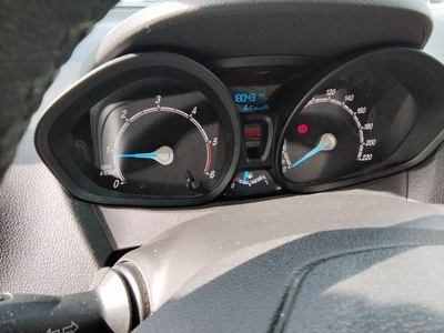 Ford Transit Courier Kombi 1.5 TDCi Trend 56 kW (75 CV) 8 Ford Transit Courier Kombi 1.5 TDCi Trend 56 kW (75 CV) 8