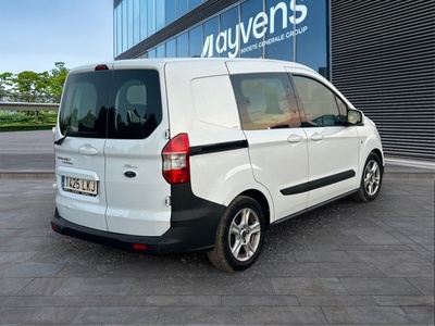 Ford Transit Courier Kombi 1.5 TDCi Trend 56 kW (75 CV) 4 Ford Transit Courier Kombi 1.5 TDCi Trend 56 kW (75 CV) 4
