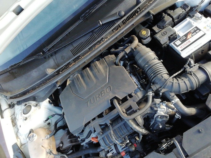 Hyundai i20 1.0 TGDI 48V Essence 74 kW (100 CV) Vehículo usado en Madrid Hyundai i20 1.0 TGDI 48V Essence 74 kW (100 CV) Vehículo usado en Madrid