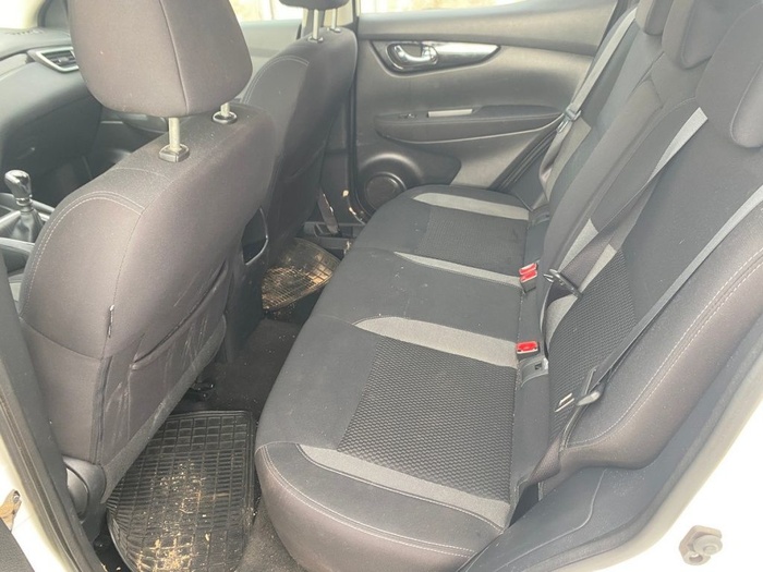 Nissan Qashqai dCi 150 Acenta 4x4 110 kW (150 CV) Vehículo usado en Madrid Nissan Qashqai dCi 150 Acenta 4x4 110 kW (150 CV) Vehículo usado en Madrid