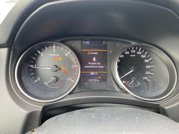 Nissan Qashqai dCi 150 Acenta 4x4 110 kW (150 CV) Vehículo usado en Madrid Nissan Qashqai dCi 150 Acenta 4x4 110 kW (150 CV) Vehículo usado en Madrid