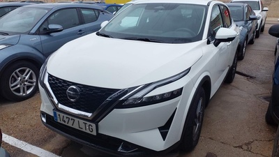 Nissan Qashqai DIG-T 140 mHEV Acenta 4x2 103 kW (140 CV) 10 Nissan Qashqai DIG-T 140 mHEV Acenta 4x2 103 kW (140 CV) 10