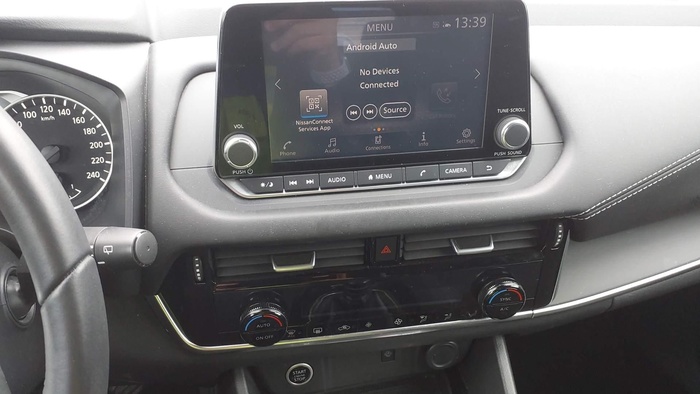 Nissan Qashqai DIG-T 140 mHEV Acenta 4x2 103 kW (140 CV) Vehículo usado en Madrid Nissan Qashqai DIG-T 140 mHEV Acenta 4x2 103 kW (140 CV) Vehículo usado en Madrid