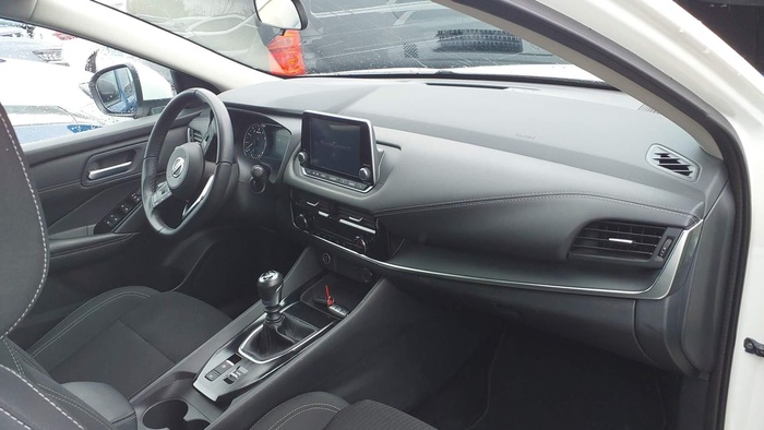 Nissan Qashqai DIG-T 140 mHEV Acenta 4x2 103 kW (140 CV) Vehículo usado en Madrid Nissan Qashqai DIG-T 140 mHEV Acenta 4x2 103 kW (140 CV) Vehículo usado en Madrid