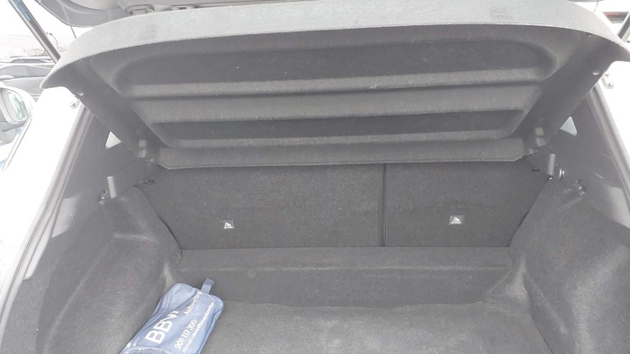 Nissan Qashqai DIG-T 140 mHEV Acenta 4x2 103 kW (140 CV) Vehículo usado en Madrid Nissan Qashqai DIG-T 140 mHEV Acenta 4x2 103 kW (140 CV) Vehículo usado en Madrid