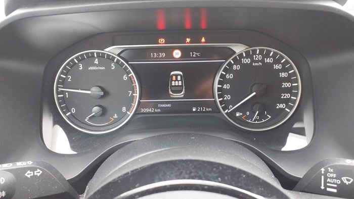 Nissan Qashqai DIG-T 140 mHEV Acenta 4x2 103 kW (140 CV) Vehículo usado en Madrid Nissan Qashqai DIG-T 140 mHEV Acenta 4x2 103 kW (140 CV) Vehículo usado en Madrid