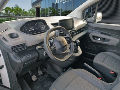 Peugeot Rifter BlueHDi 100 Active Long 73 kW (100 CV) 7 Peugeot Rifter BlueHDi 100 Active Long 73 kW (100 CV) 7