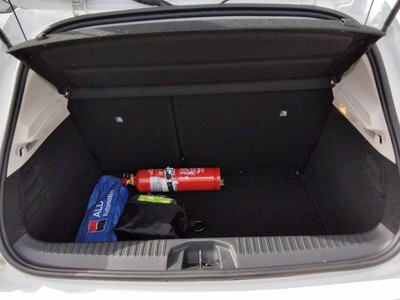 Renault Clio Business TCe 74 kW (100 CV) GLP 15 Renault Clio Business TCe 74 kW (100 CV) GLP 15