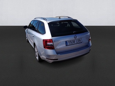Skoda Octavia Combi 2.0 TDI Ambition DSG 110 kW (150 CV) 6 Skoda Octavia Combi 2.0 TDI Ambition DSG 110 kW (150 CV) 6
