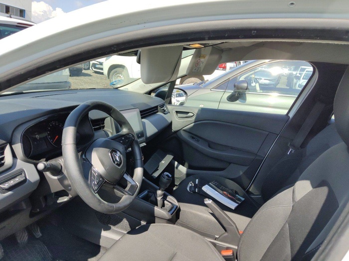 Renault Clio Business TCe 74 kW (100 CV) GLP Vehículo usado en Madrid Renault Clio Business TCe 74 kW (100 CV) GLP Vehículo usado en Madrid