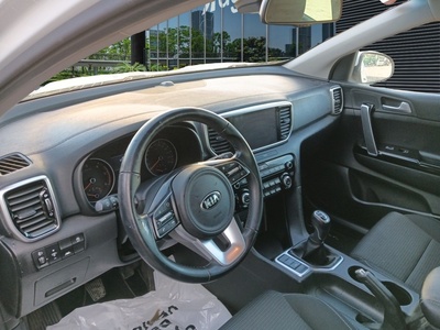 Kia Sportage 1.6 MHEV Black Edition 100 kW (136 CV) 7 Kia Sportage 1.6 MHEV Black Edition 100 kW (136 CV) 7