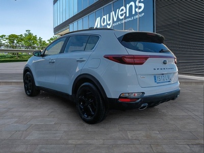 Kia Sportage 1.6 MHEV Black Edition 100 kW (136 CV) 6 Kia Sportage 1.6 MHEV Black Edition 100 kW (136 CV) 6