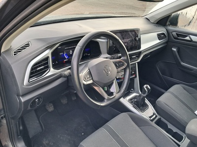 Volkswagen T-Roc Life 2.0 TDI 85 kW (115 CV) 7 Volkswagen T-Roc Life 2.0 TDI 85 kW (115 CV) 7