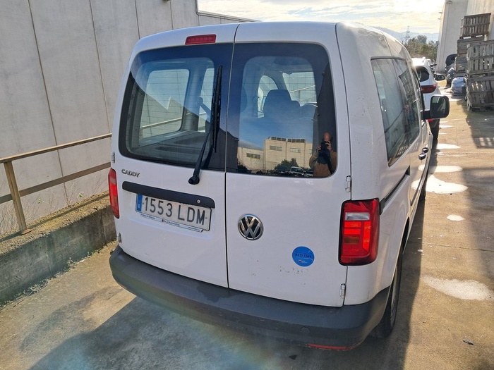 Volkswagen Caddy Profesional Kombi Profesional 2.0 TDI BMT 55 kW (75 CV) Vehículo usado en Madrid Volkswagen Caddy Profesional Kombi Profesional 2.0 TDI BMT 55 kW (75 CV) Vehículo usado en Madrid